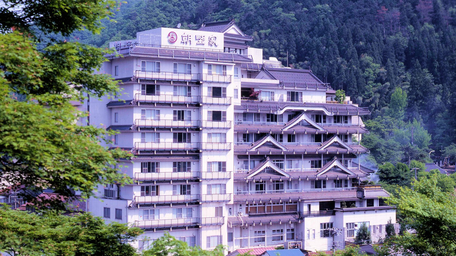 山陰湯村温泉　朝野家｜兵庫県の温泉宿・人気温泉旅館｜6,600円〜