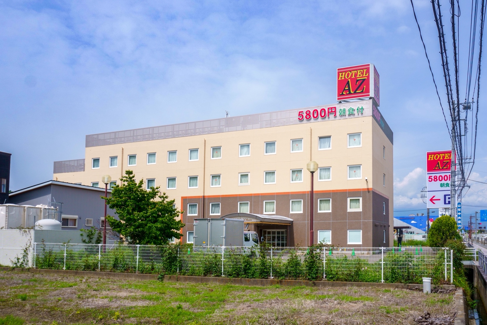 ＨＯＴＥＬ　ＡＺ　山梨甲府南ＩＣ店｜山梨県の温泉宿・人気温泉旅館｜3,850円〜