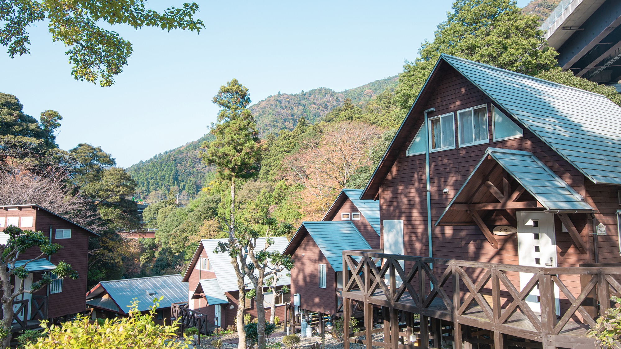 霧の森コテージ｜愛媛県の温泉宿・人気温泉旅館｜3,960円〜