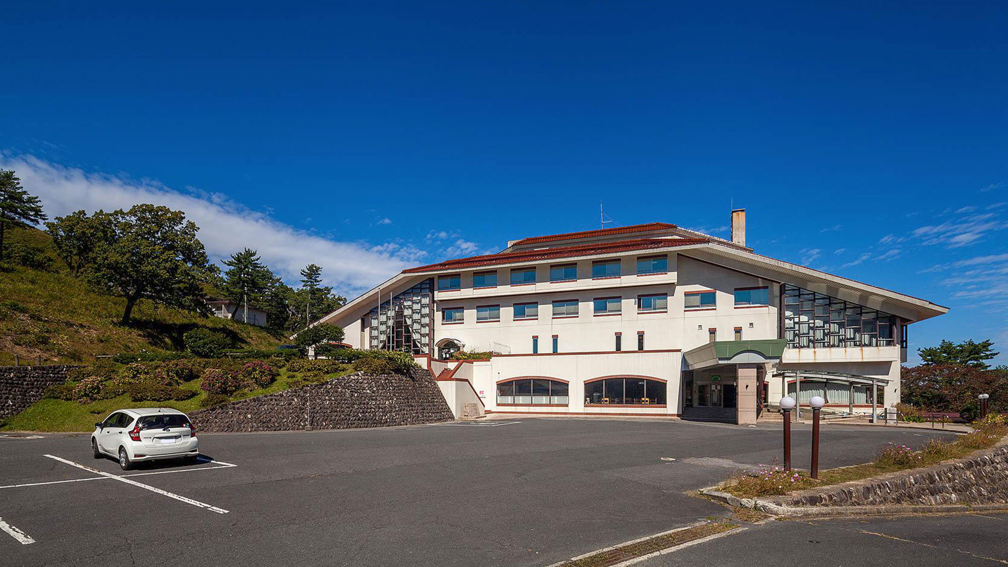 いこいの村ひろしま|広島県の温泉宿・人気温泉旅館|3,400円〜