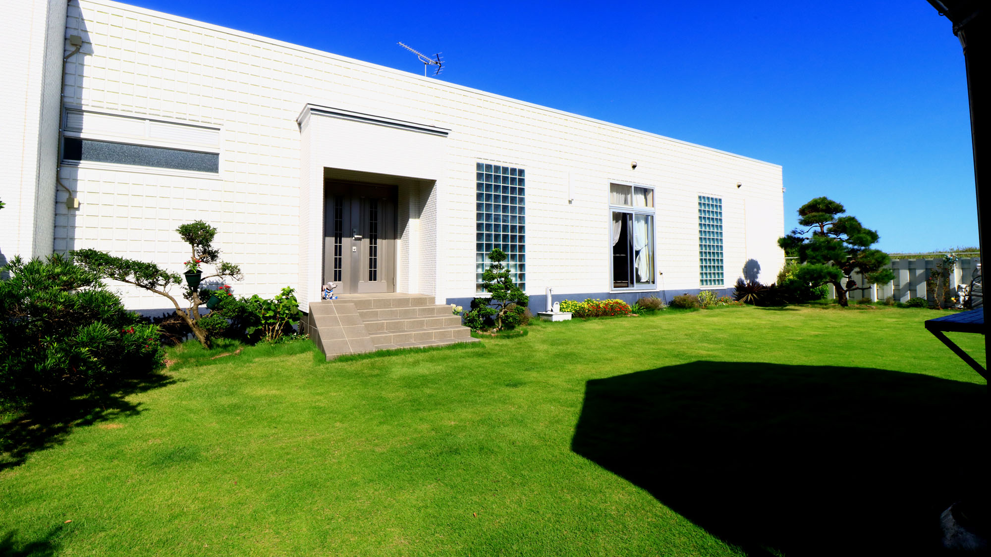 九十九里SURF SIDE DOGRUN HOUSE|千葉県のリゾートホテル・極上ステイ|3,500円〜