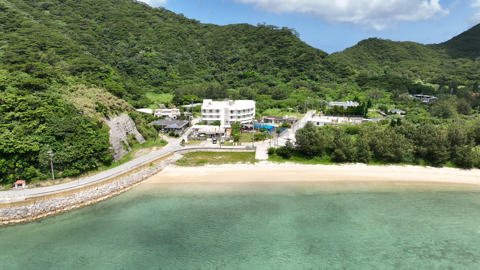 Ｋｅｒａｍａ　Ｂｌｕｅ　Ｒｅｓｏｒｔ＜座間味島＞｜沖縄県のリゾートホテル・極上ステイ｜0円〜