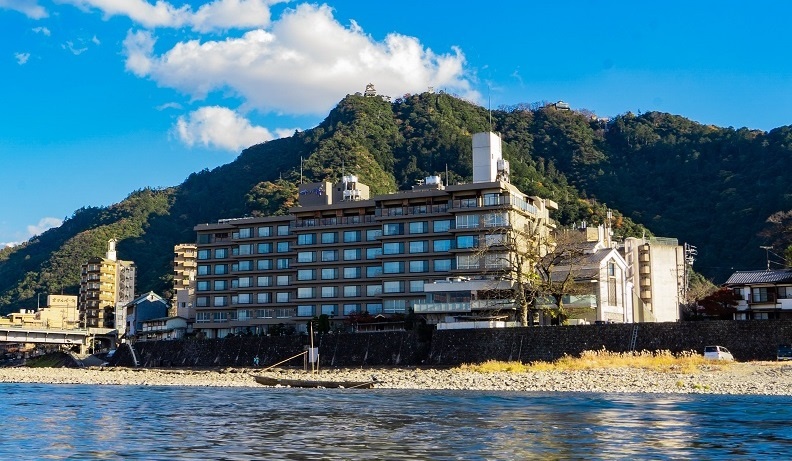 長良川温泉　十八楼｜岐阜県の温泉宿・人気温泉旅館｜9,350円〜