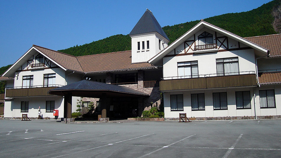 奥伊勢宮川温泉　奥伊勢フォレストピア宮川山荘｜三重県のリゾートホテル・極上ステイ｜9,225円〜