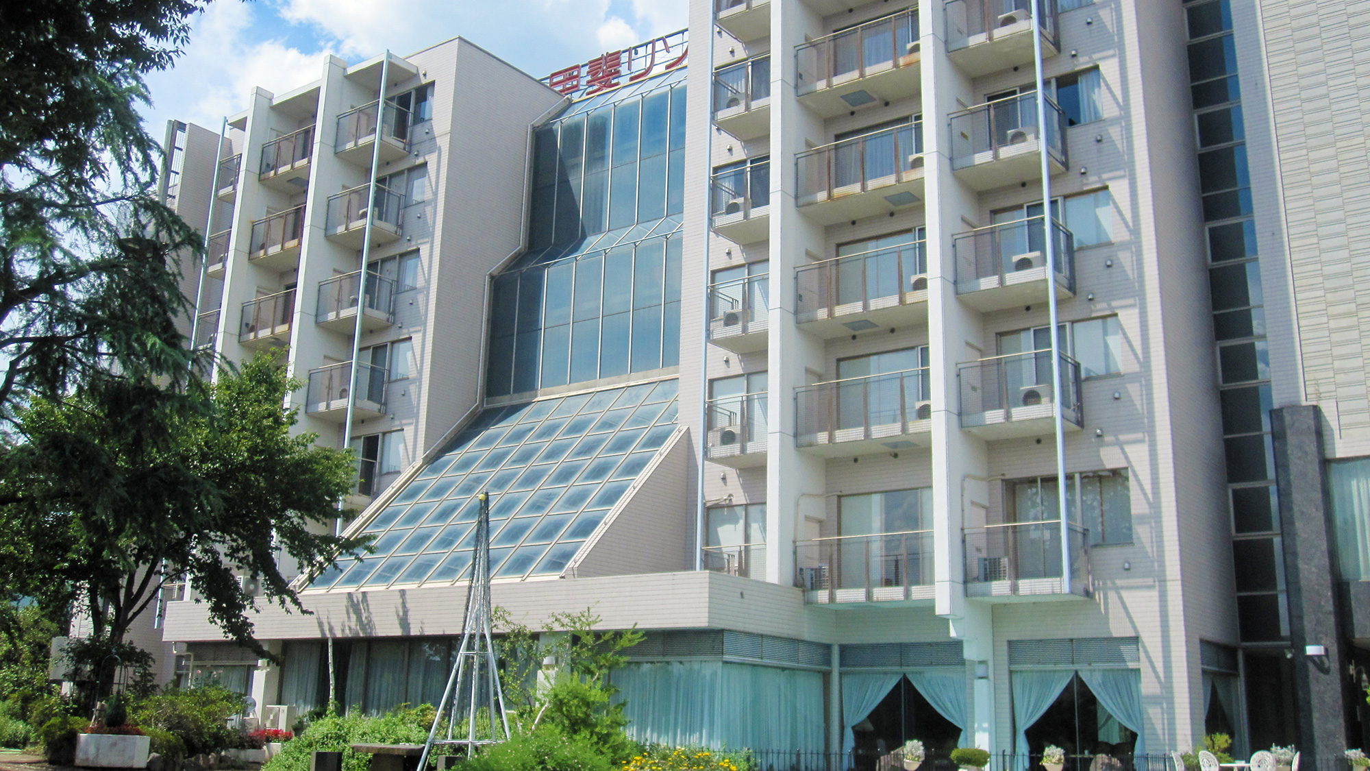 石和温泉　甲斐リゾートホテル（ＢＢＨホテルグループ）｜山梨県のリゾートホテル・極上ステイ｜7,000円〜